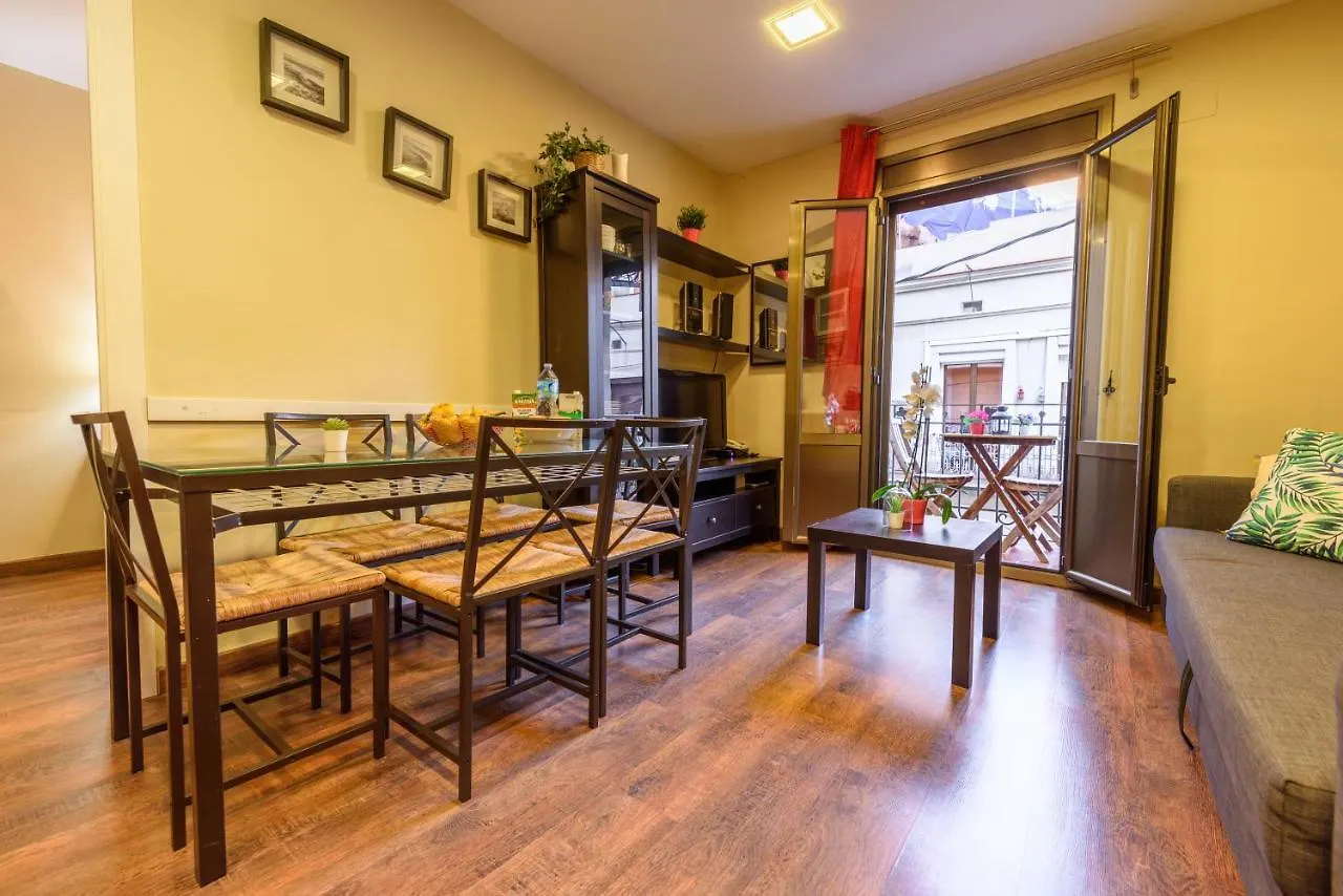 Ramblasrentals Cozy Renovated 2Br With Balcony Lift 20M Rambla - Parking - Wifi Barcelona Apartment