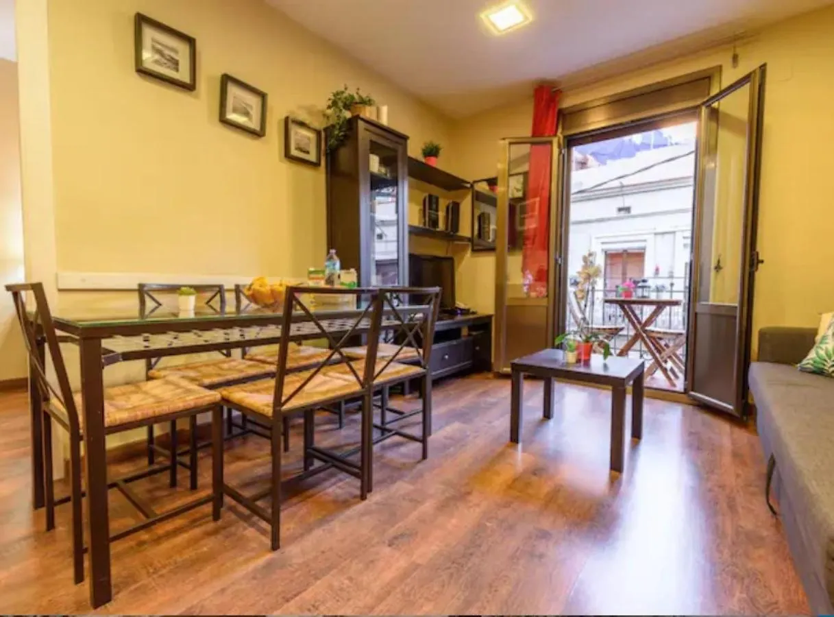 Ramblasrentals Cozy Renovated 2Br With Balcony Lift 20M Rambla - Parking - Wifi برشلونة
